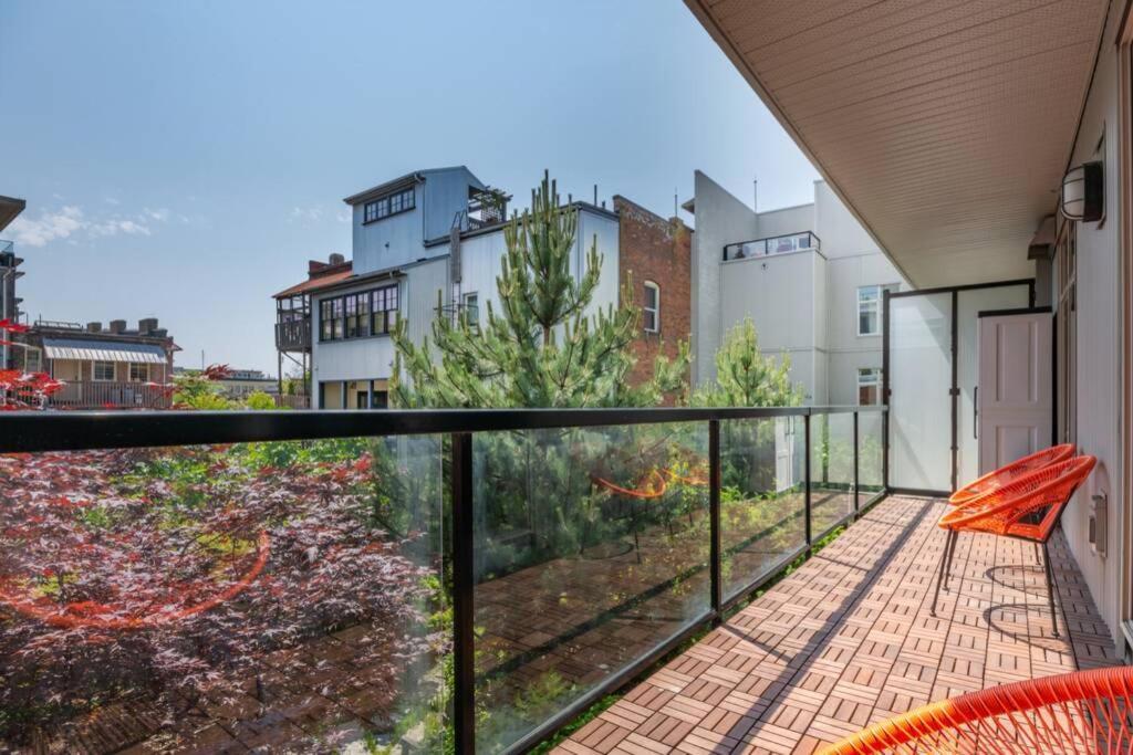 Clean 3Rd Floor Executive 1 Bedroom Apt In Old Town China Town Victoria Extérieur photo
